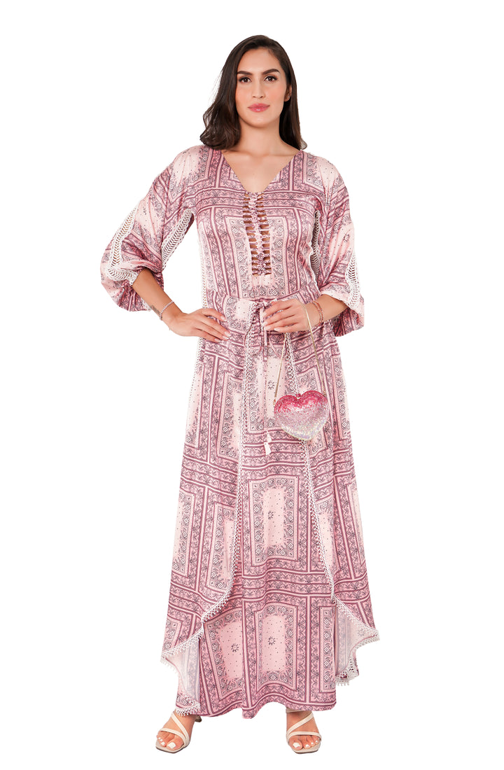 Robe longue rose tressée